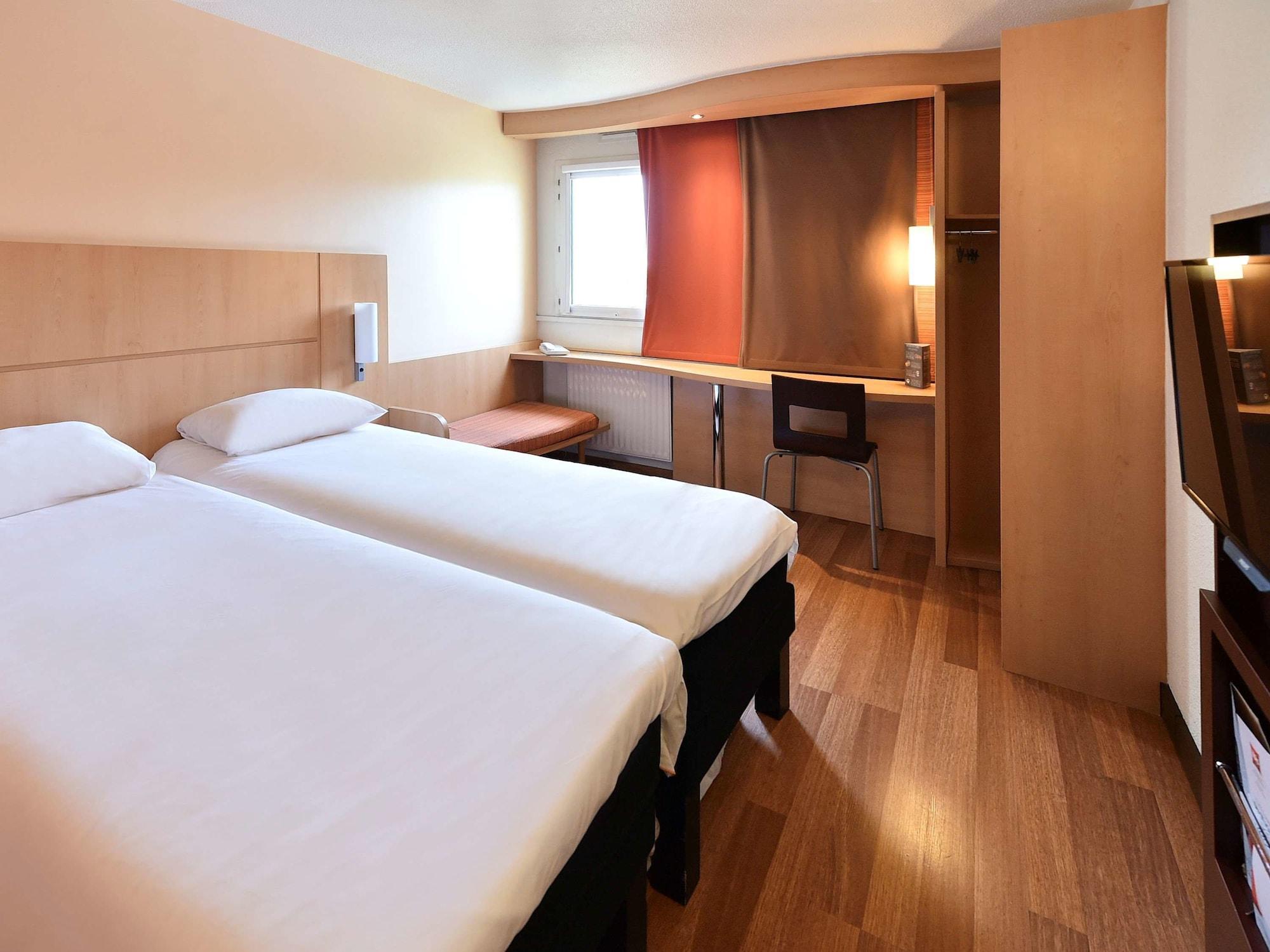 Ibis Beaune La Ferme Aux Vins Luaran gambar