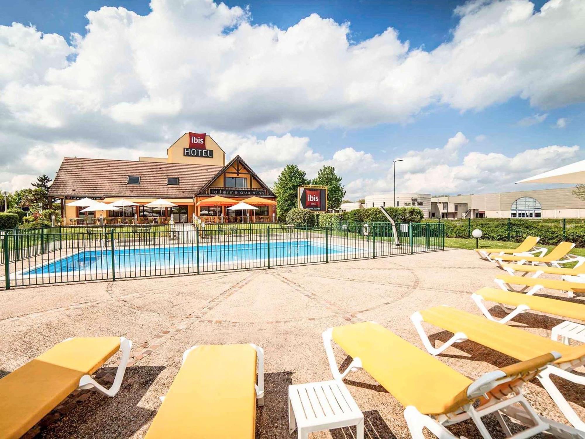 Ibis Beaune La Ferme Aux Vins Luaran gambar